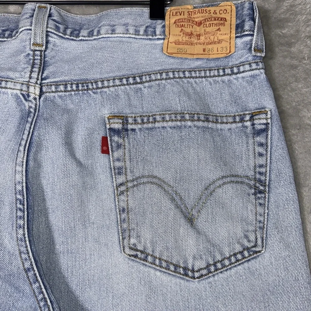 Vintage Levis 550 Jeans Mens 36x32 Light Relaxed Fit‎ Tapered Denim Y2K